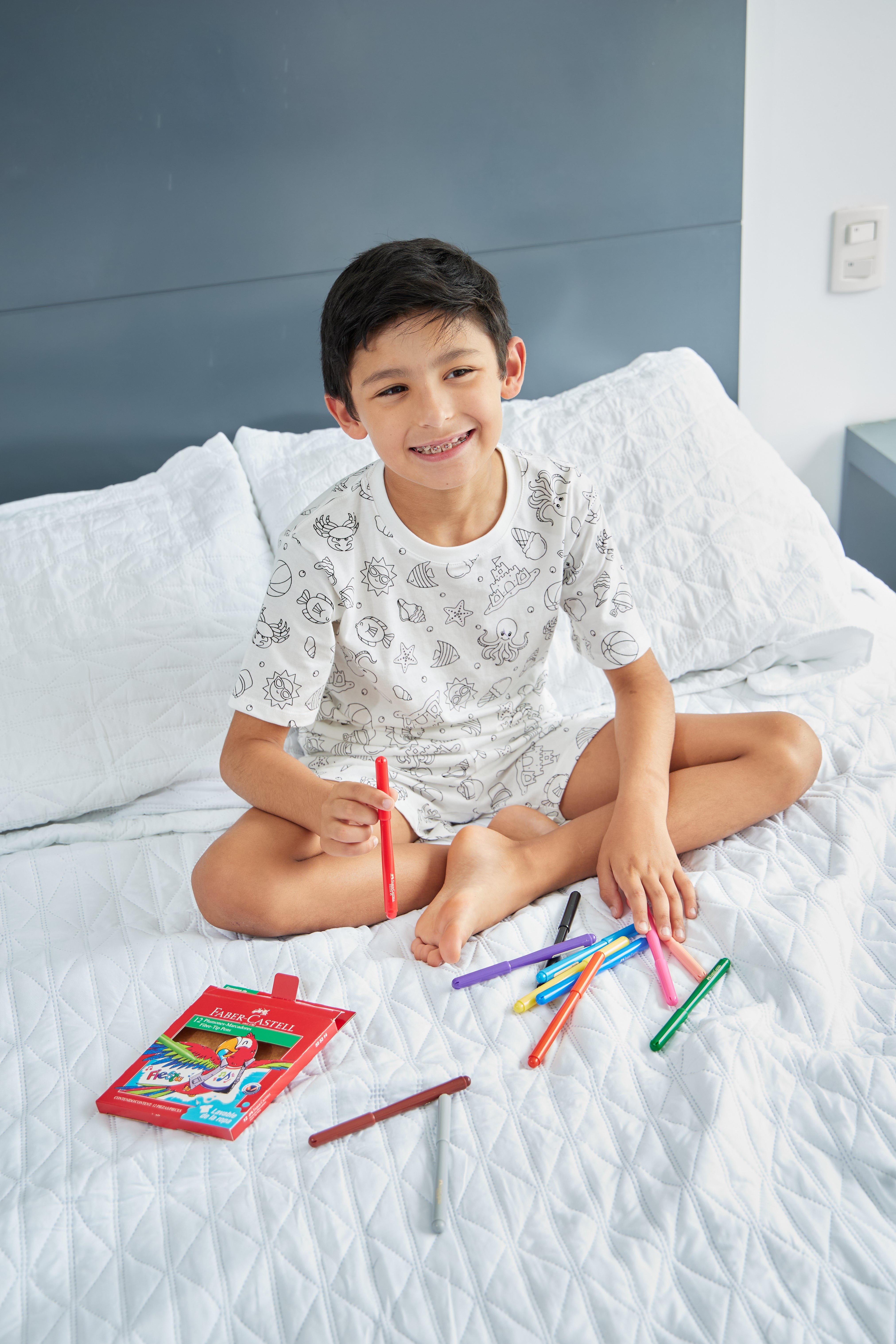 Pijama coloreable - Summer + GRATIS estuche de plumones